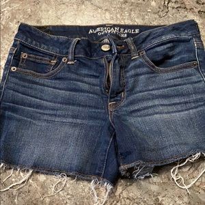 Size 6 AEO Jean shorts